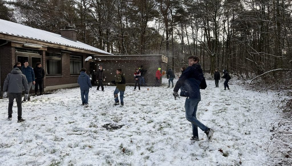 26-01-03 12-10-46 3823